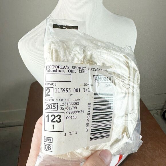 Victorias Secret Strapless Satin Push Up Bra 34C Vintage 90s - Picture 11 of 11